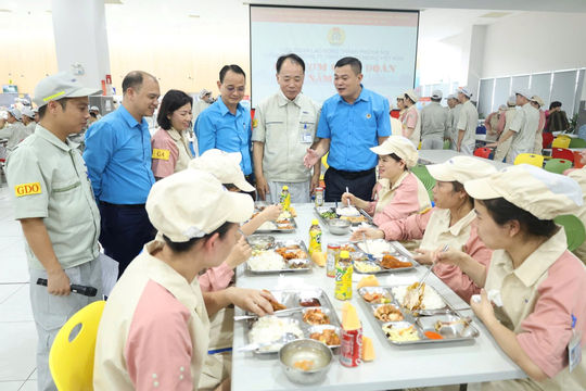 Phúc lợi và năng lực công nghệ: Thước đo của thị trường lao động hiện đại