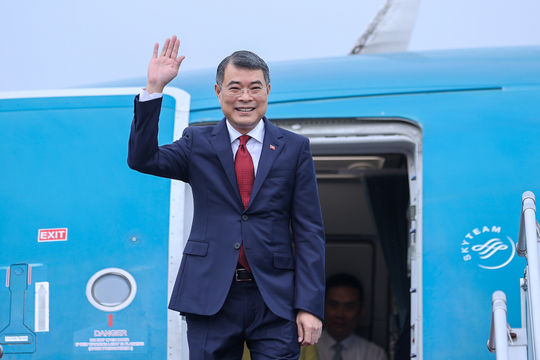 Thủ tướng Chính phủ Lê Minh Hưng lên đường dự Hội nghị Cấp cao ASEAN