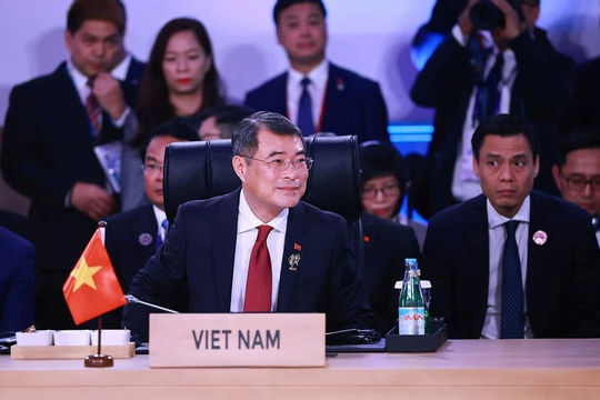  Việt Nam góp phần xây dựng một ASEAN đi trước trong bối cảnh mới