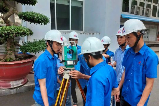 IUH tuyển sinh chuyên ngành đường sắt, đón đầu xu hướng phát triển